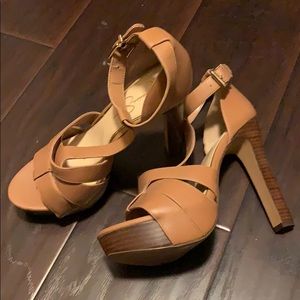 Jessica Simpson t strap platform heel